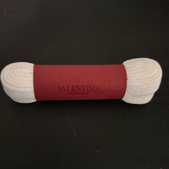 Brand new Valentino shoe laces - Picture 1 of 2